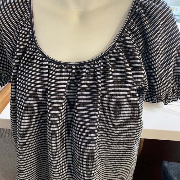 Madewell blue and silver top. size Small, gently used - Picture 2 of 3